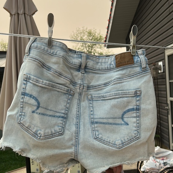 American Eagle Denim Shorts - Picture 3 of 4